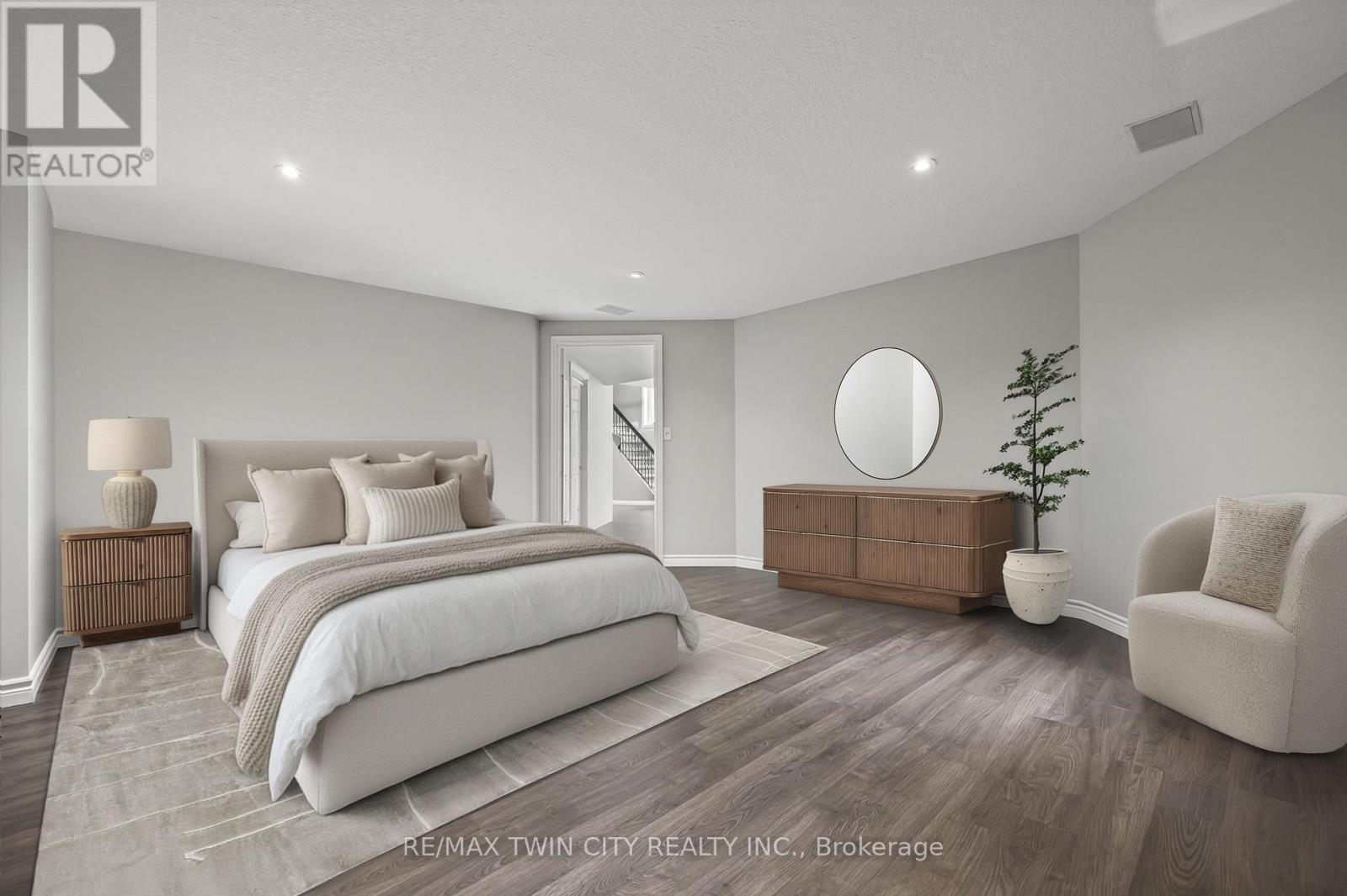 18 Weberlyn Crescent, Woolwich, Ontario  N0B 1N0 - Photo 34 - X12576378