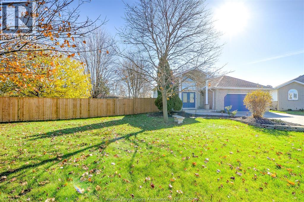 1633 Cherrywood Street, Lakeshore, Ontario  N0R 1A0 - Photo 35 - 25028827