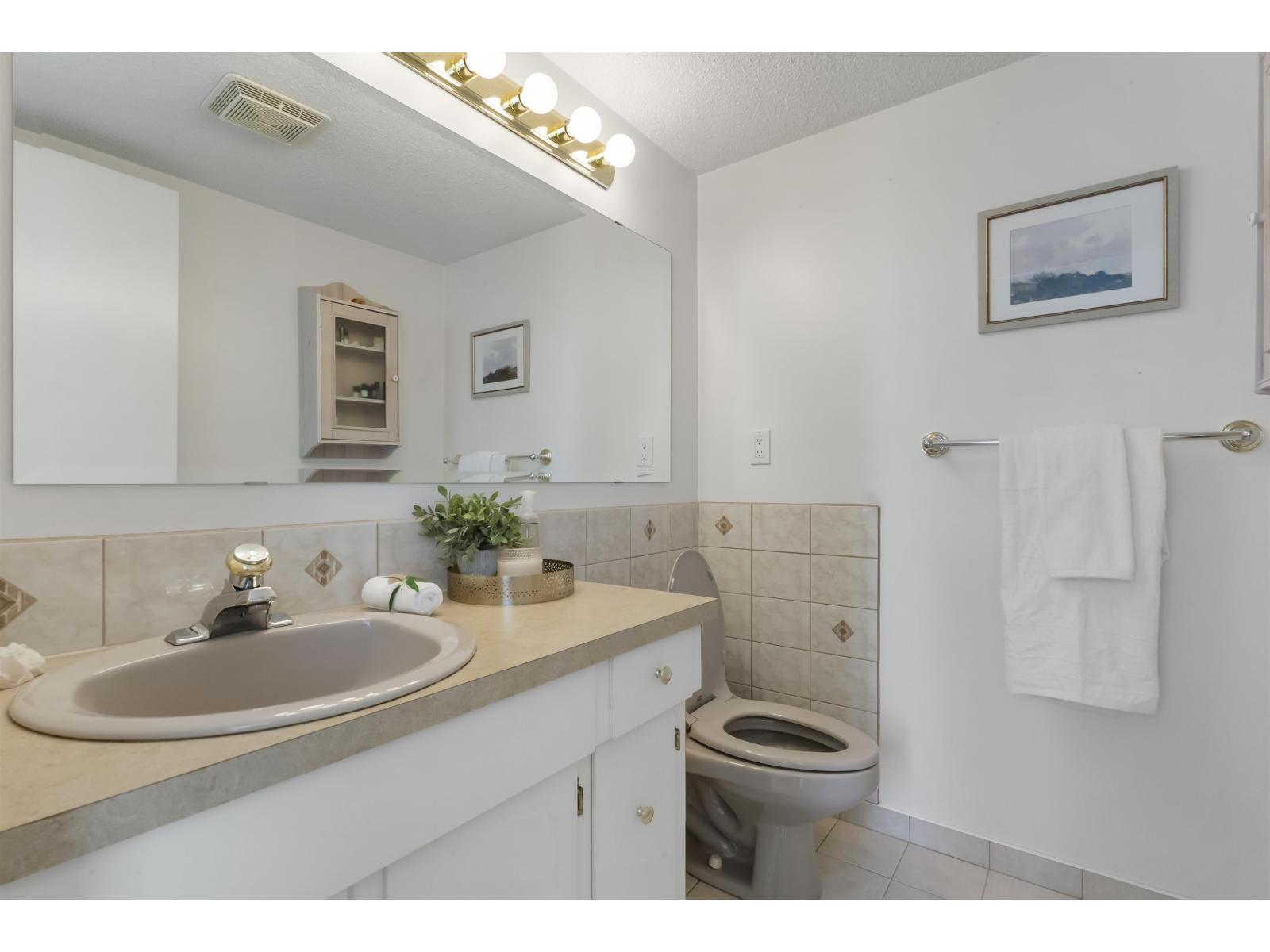 5564 238 Street, Langley, British Columbia  V2Z 2P1 - Photo 10 - R3069883