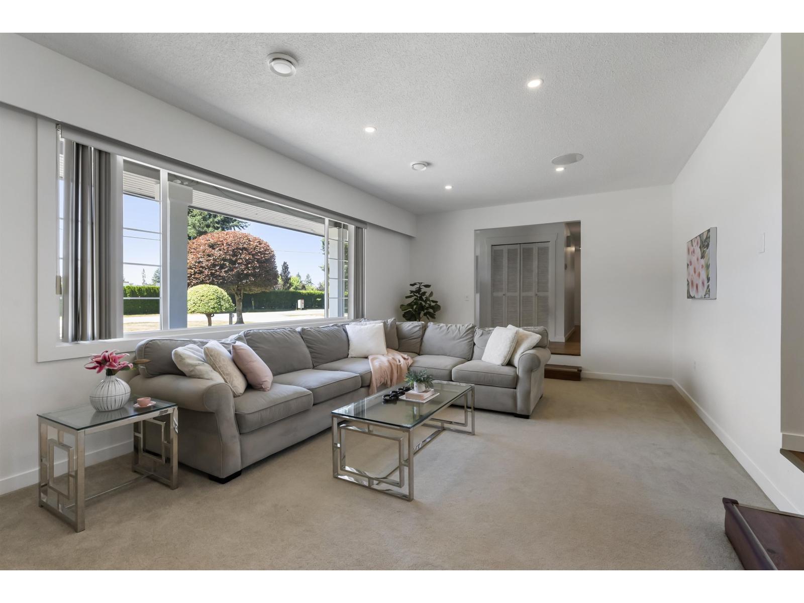 5564 238 Street, Langley, British Columbia  V2Z 2P1 - Photo 3 - R3069883