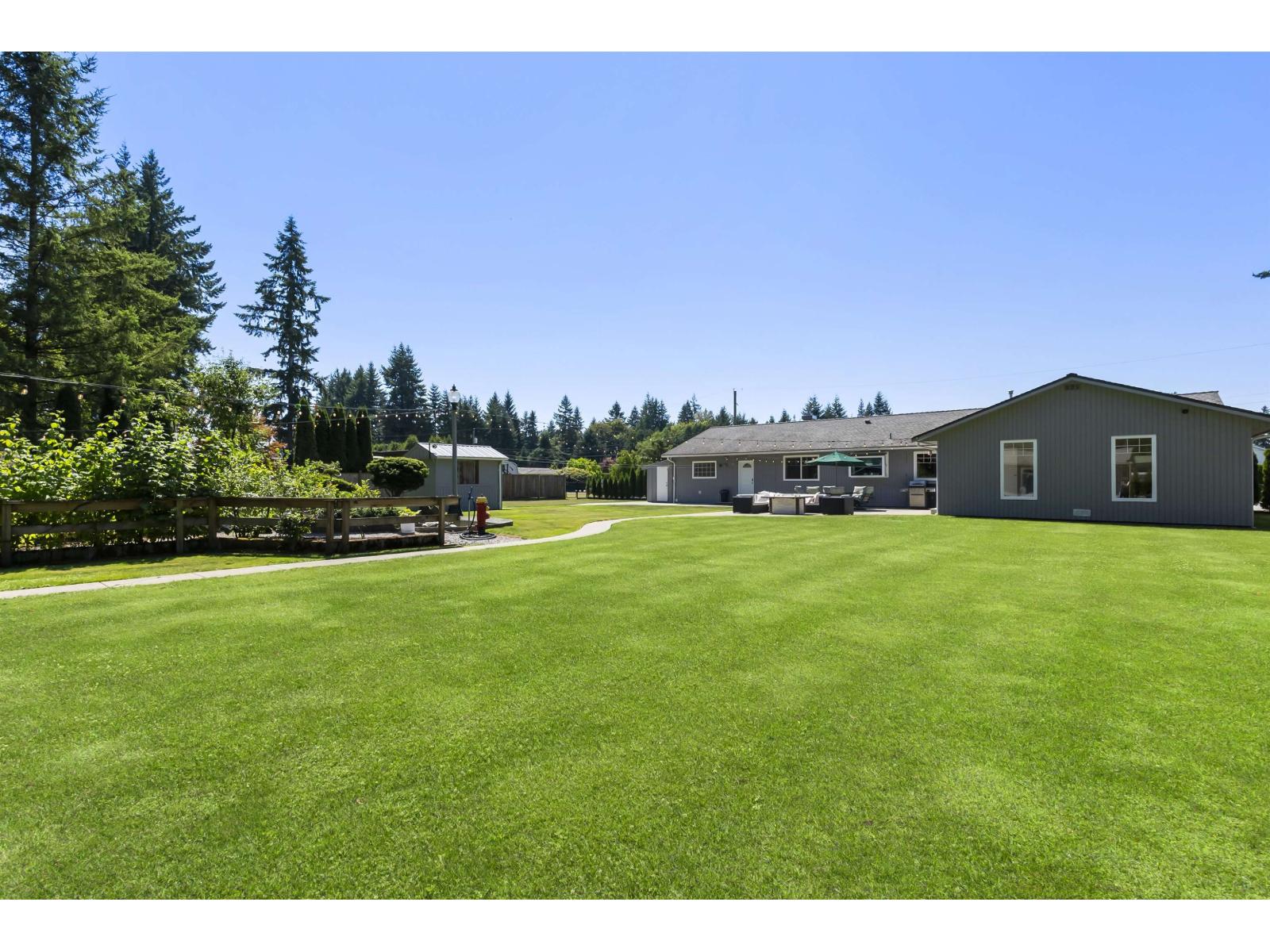 5564 238 Street, Langley, British Columbia  V2Z 2P1 - Photo 32 - R3069883