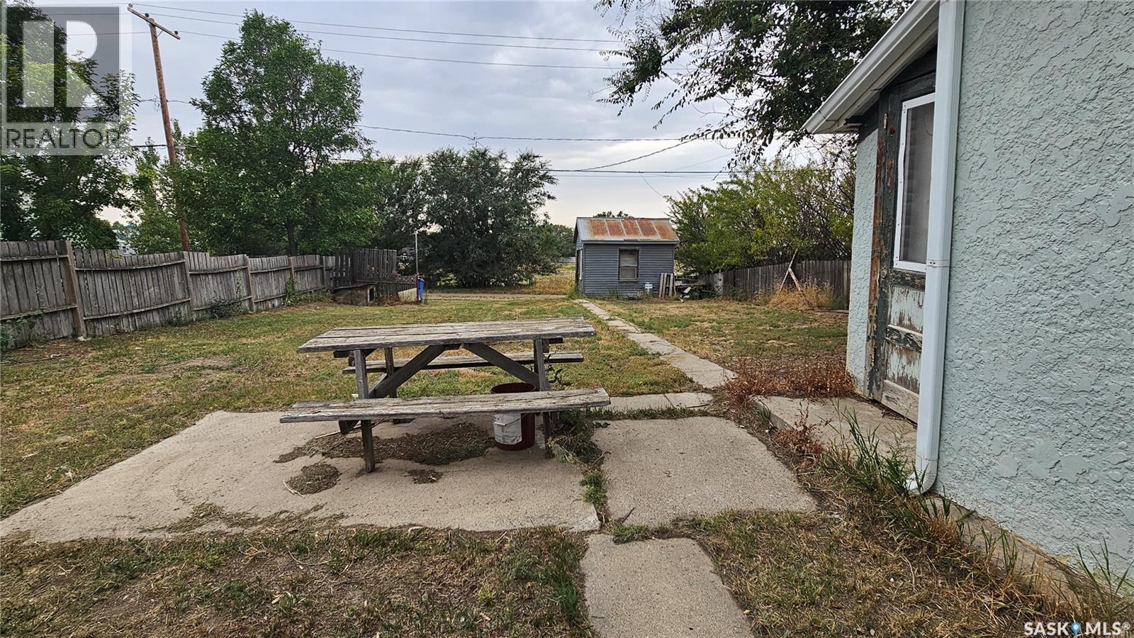 2470 Proton Avenue, Gull Lake, Saskatchewan  S0N 1A0 - Photo 22 - SK024729