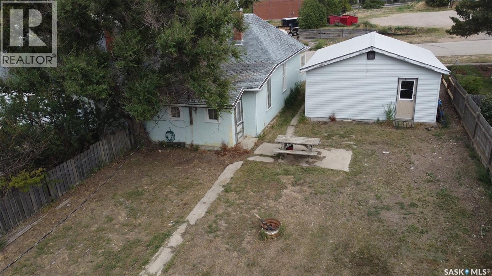 2470 Proton Avenue, Gull Lake, Saskatchewan  S0N 1A0 - Photo 27 - SK024729