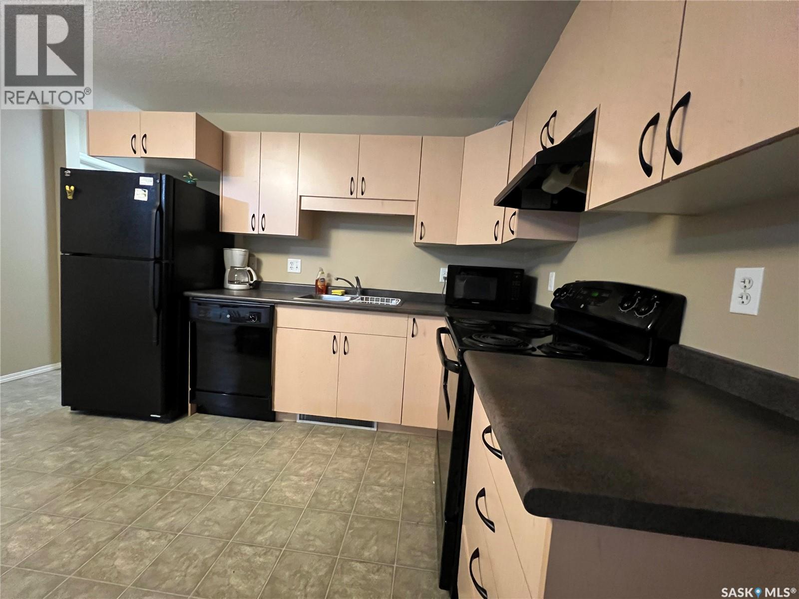 304 700 Battleford Trail, Swift Current, Saskatchewan  S9H 4V9 - Photo 7 - SK024728