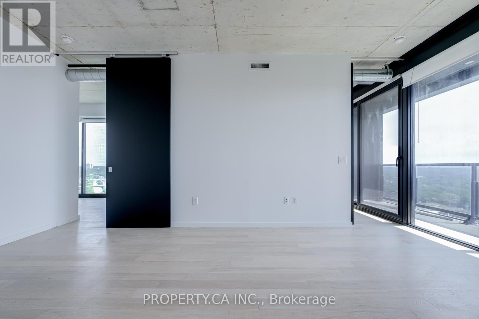 1907 - 170 Bayview Avenue, Toronto, Ontario  M5A 0M4 - Photo 11 - C12578210