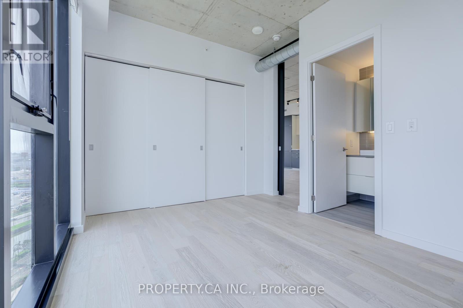 1907 - 170 Bayview Avenue, Toronto, Ontario  M5A 0M4 - Photo 17 - C12578210