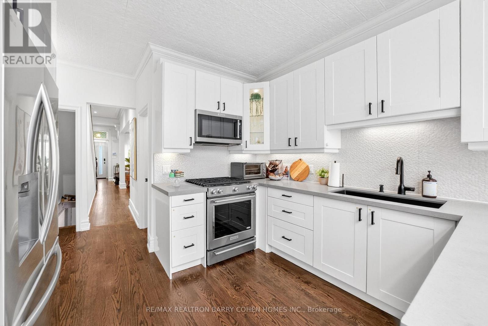 198 Macpherson Avenue, Toronto, Ontario  M5R 1W8 - Photo 13 - C12578228