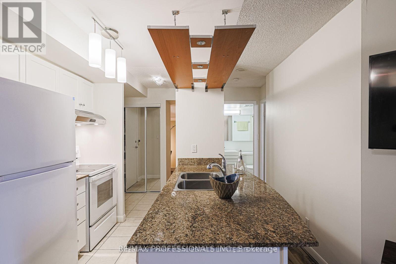 953 - 313 Richmond Street E, Toronto, Ontario  M5A 4S7 - Photo 7 - C12578402