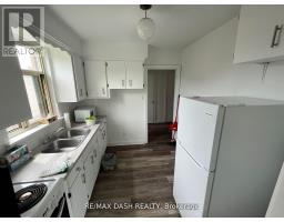 8 - 52 NEPTUNE DRIVE, Toronto, Ontario