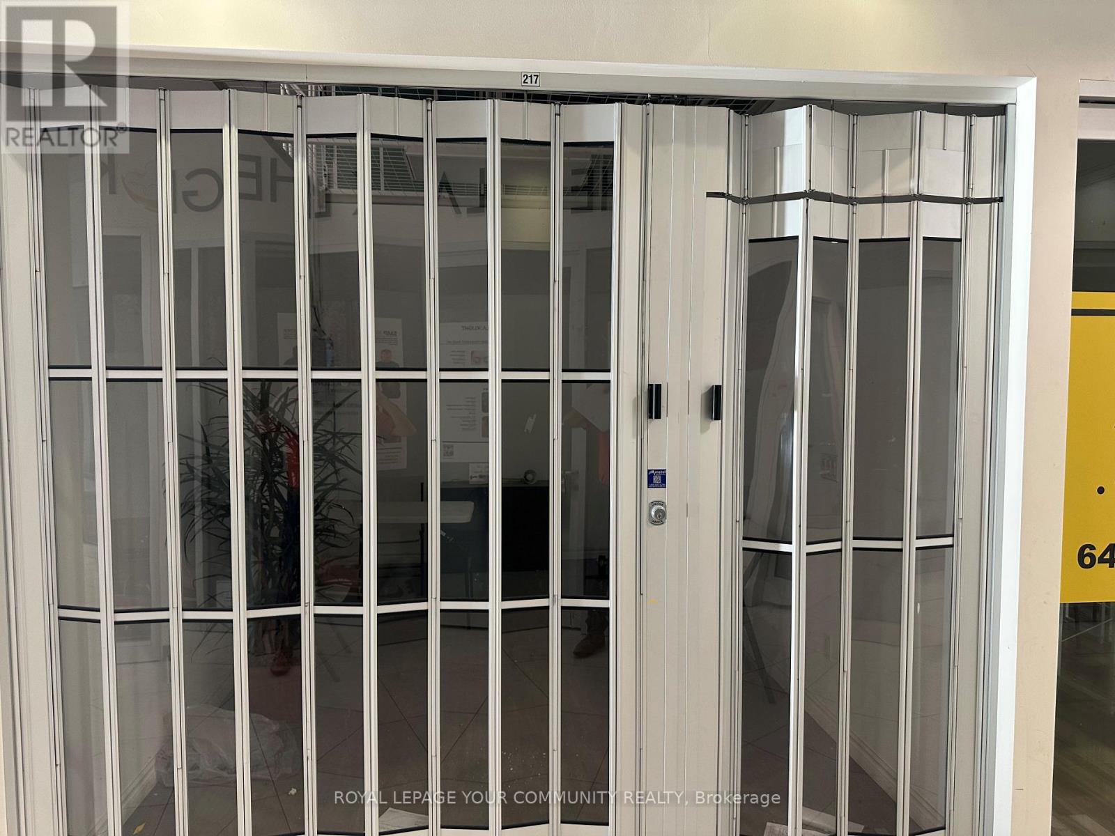 217 - 7181 Yonge Street, Markham, Ontario  L3T 0C7 - Photo 2 - N12432257