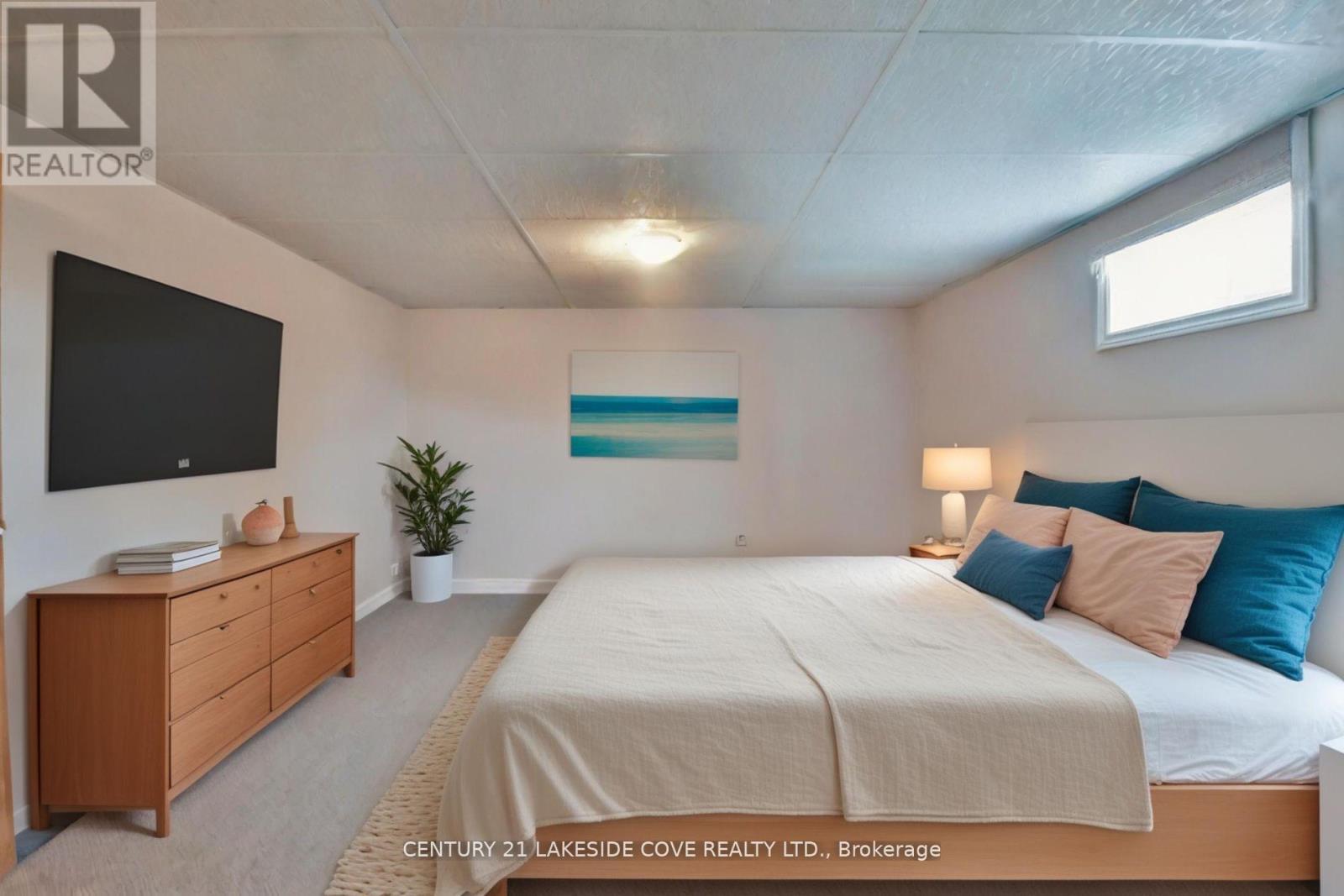 121 Bayshore Drive, Ramara, Ontario  L0K 1B0 - Photo 31 - S12432863