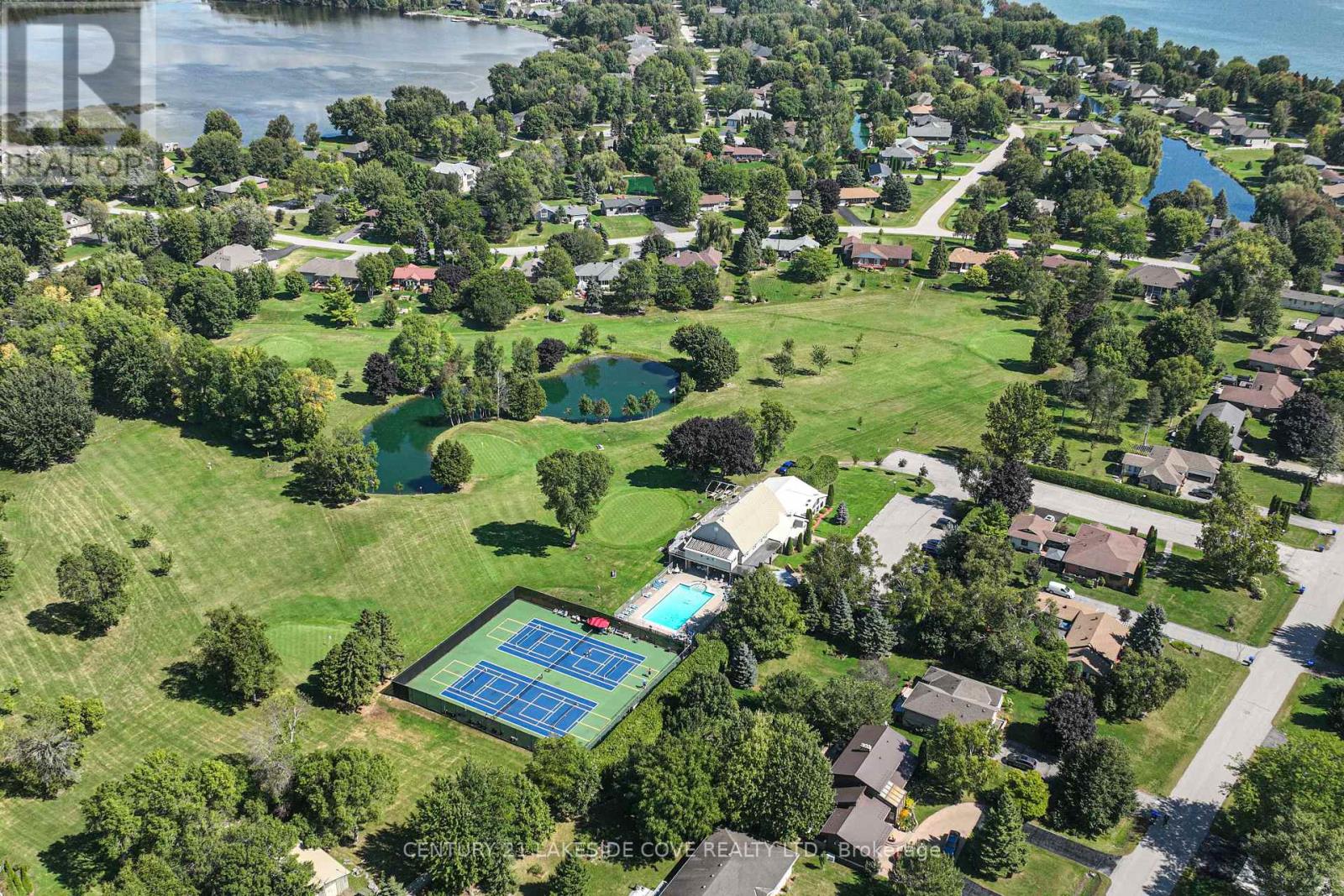 121 Bayshore Drive, Ramara, Ontario  L0K 1B0 - Photo 36 - S12432863