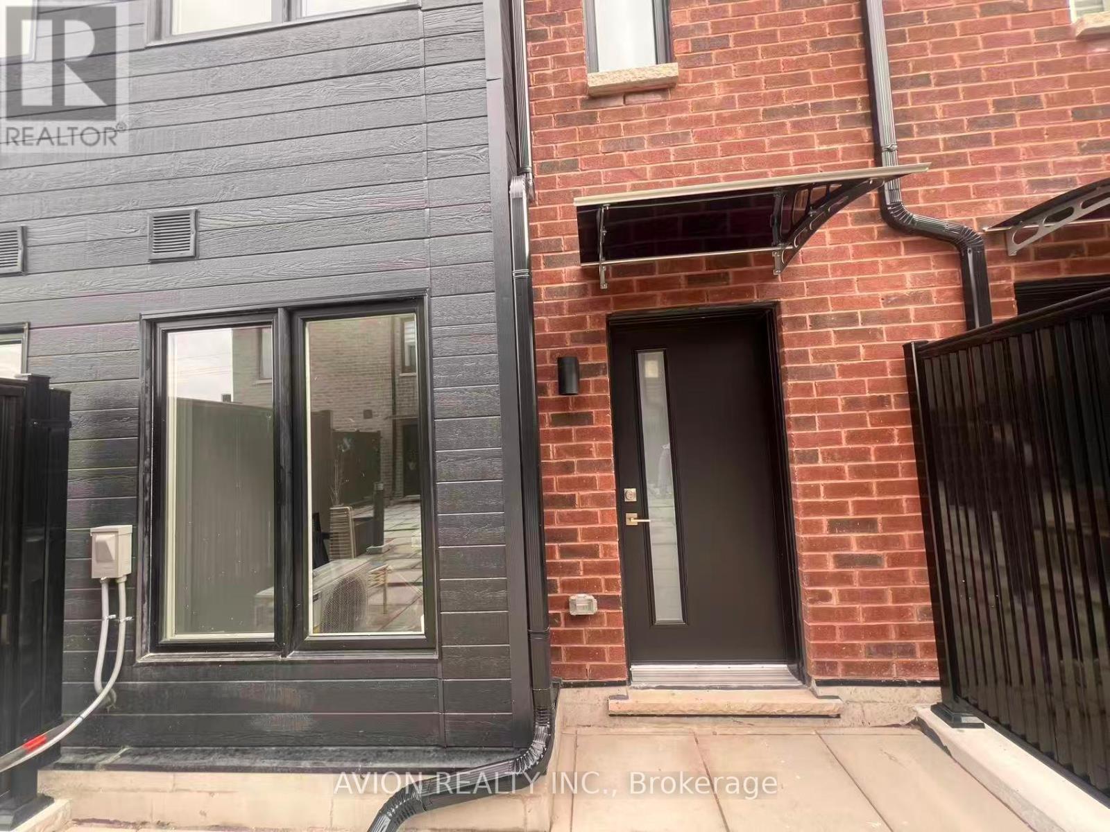 38 - 30 Calamint Lane, Toronto, Ontario  M1W 2H1 - Photo 2 - E12578204