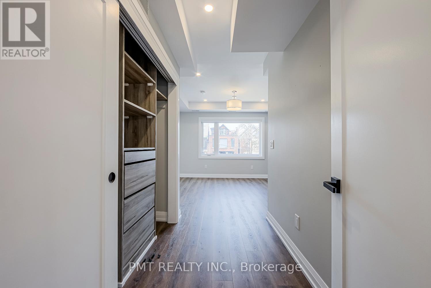 A - 17 Lockwood Road, Toronto, Ontario  M4L 3M7 - Photo 14 - E12578418