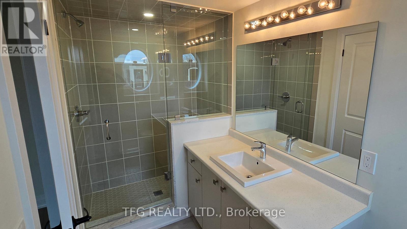 9 - 35 Marret Lane, Clarington, Ontario  L1B 1J2 - Photo 9 - E12576902