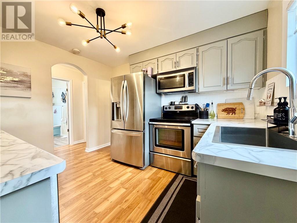 2861 Raymond Street, Greater Sudbury, Ontario  P3B 1W9 - Photo 2 - 2125774