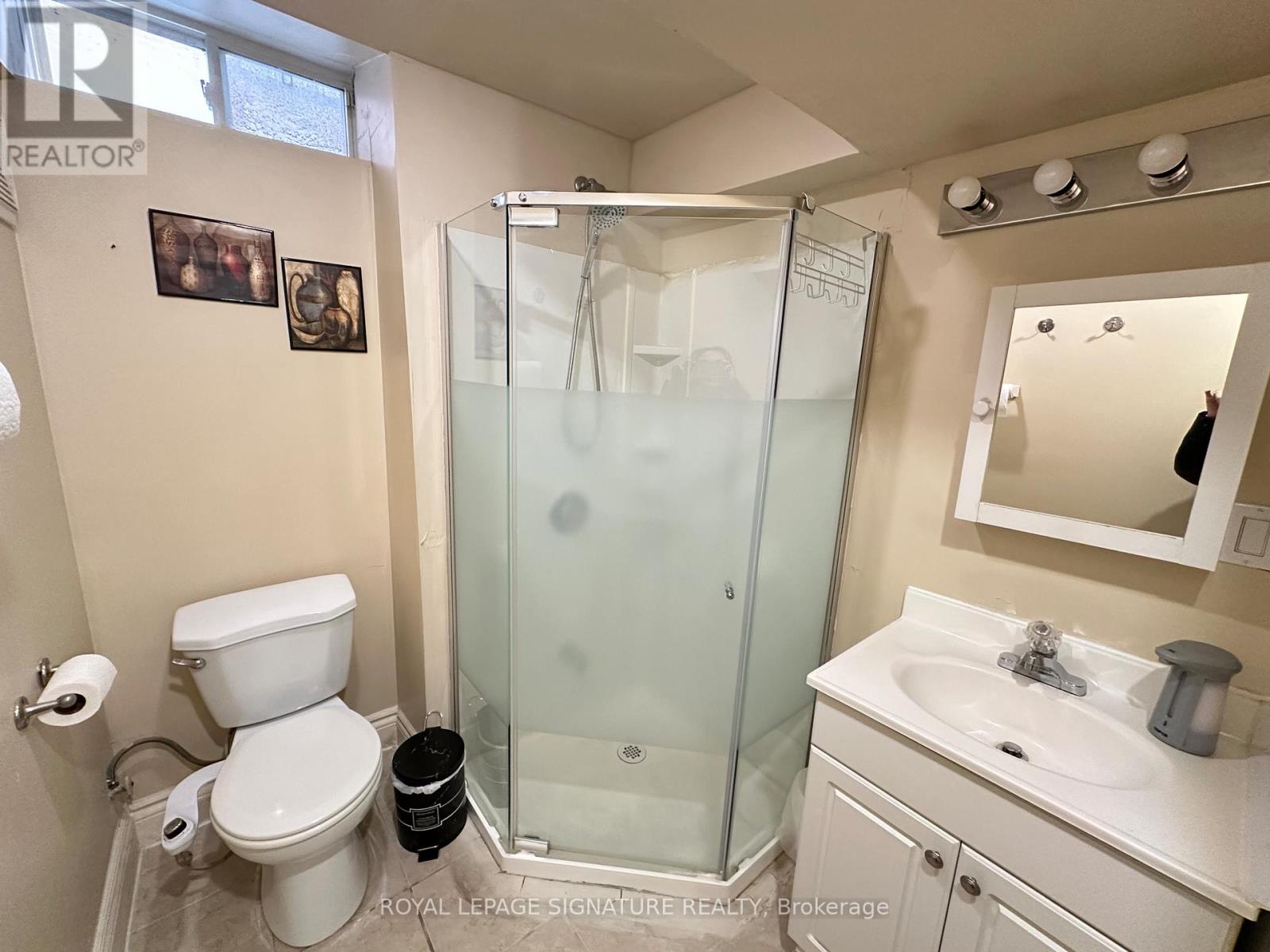 Bsmt - 27 Kiwi Crescent, Richmond Hill, Ontario  L4S 2H3 - Photo 7 - N12578234