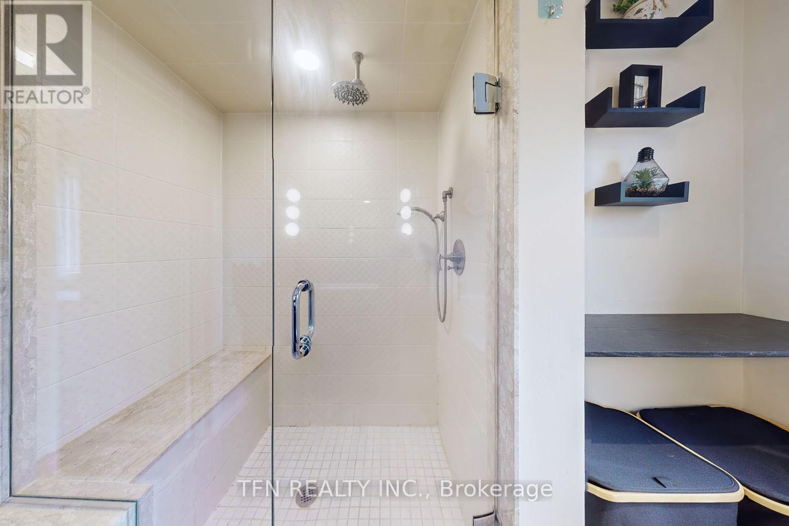 727 Vellore Park Avenue, Vaughan, Ontario  L4H 0K6 - Photo 20 - N12578244