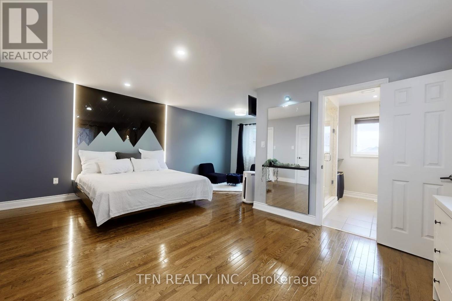 727 Vellore Park Avenue, Vaughan, Ontario  L4H 0K6 - Photo 22 - N12578244