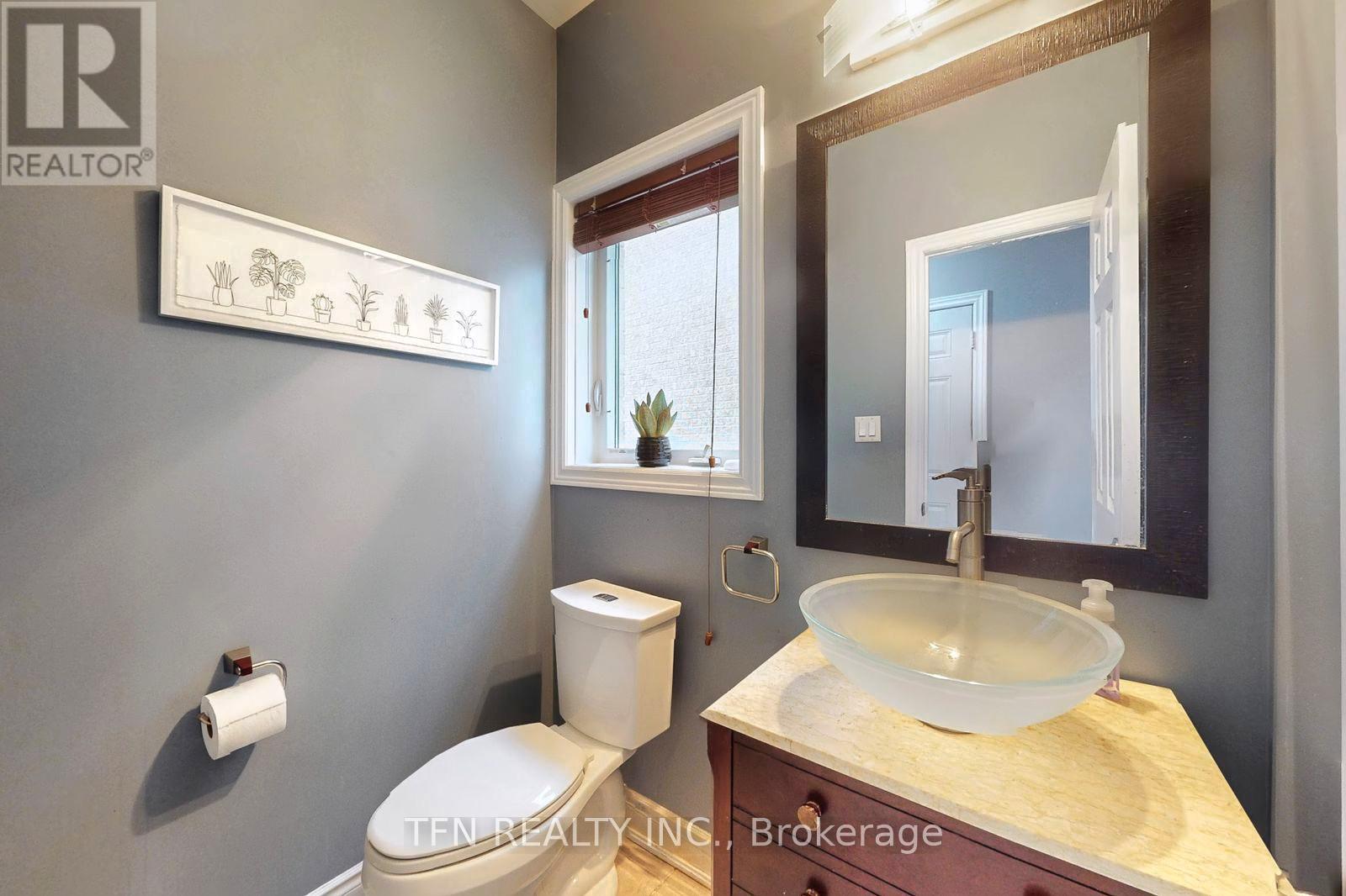 727 Vellore Park Avenue, Vaughan, Ontario  L4H 0K6 - Photo 23 - N12578244