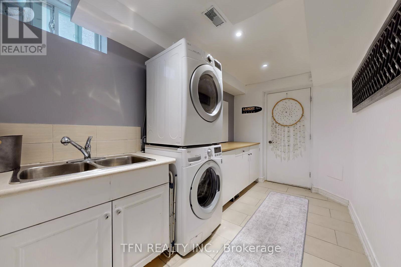 727 Vellore Park Avenue, Vaughan, Ontario  L4H 0K6 - Photo 31 - N12578244