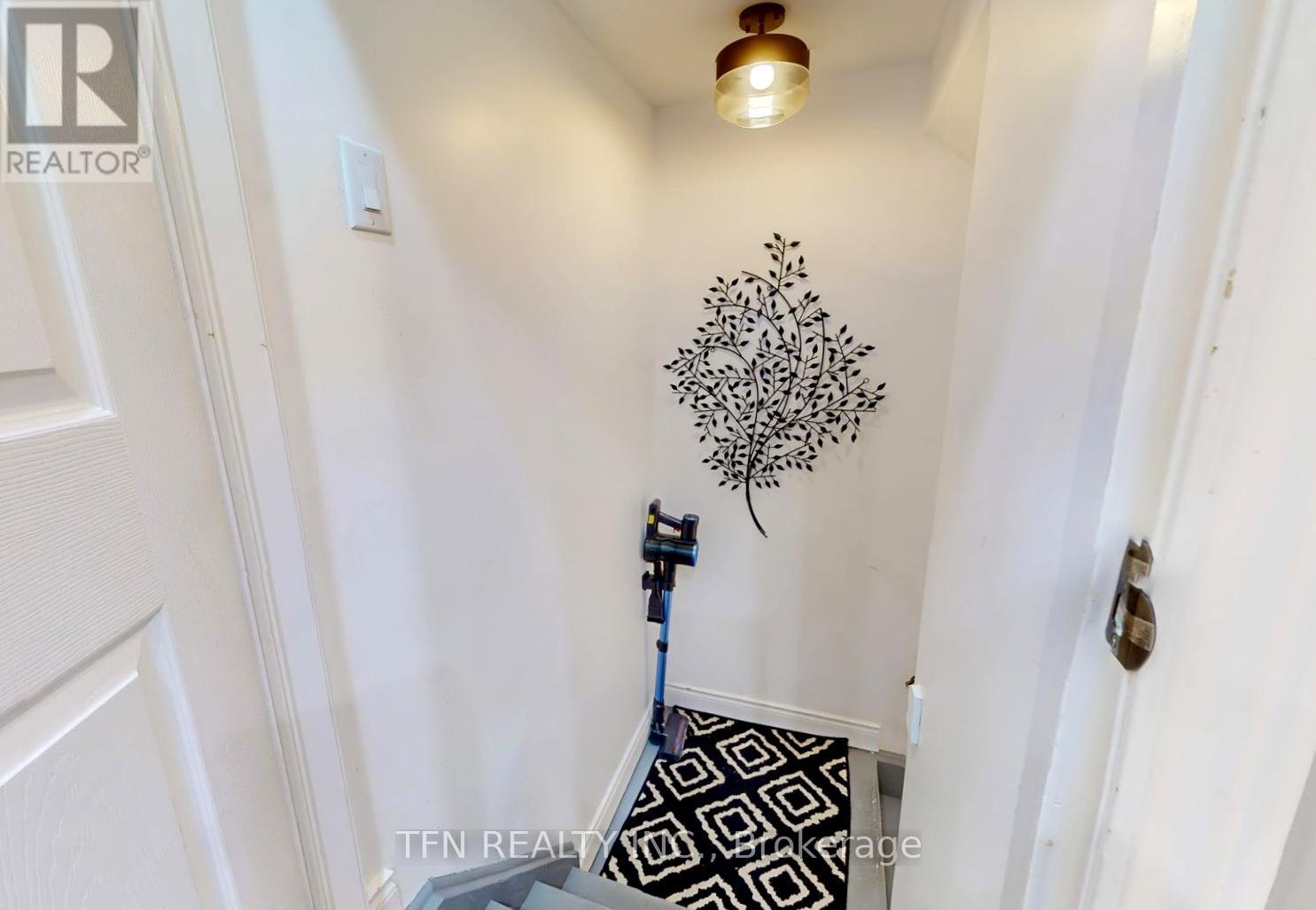 727 Vellore Park Avenue, Vaughan, Ontario  L4H 0K6 - Photo 38 - N12578244