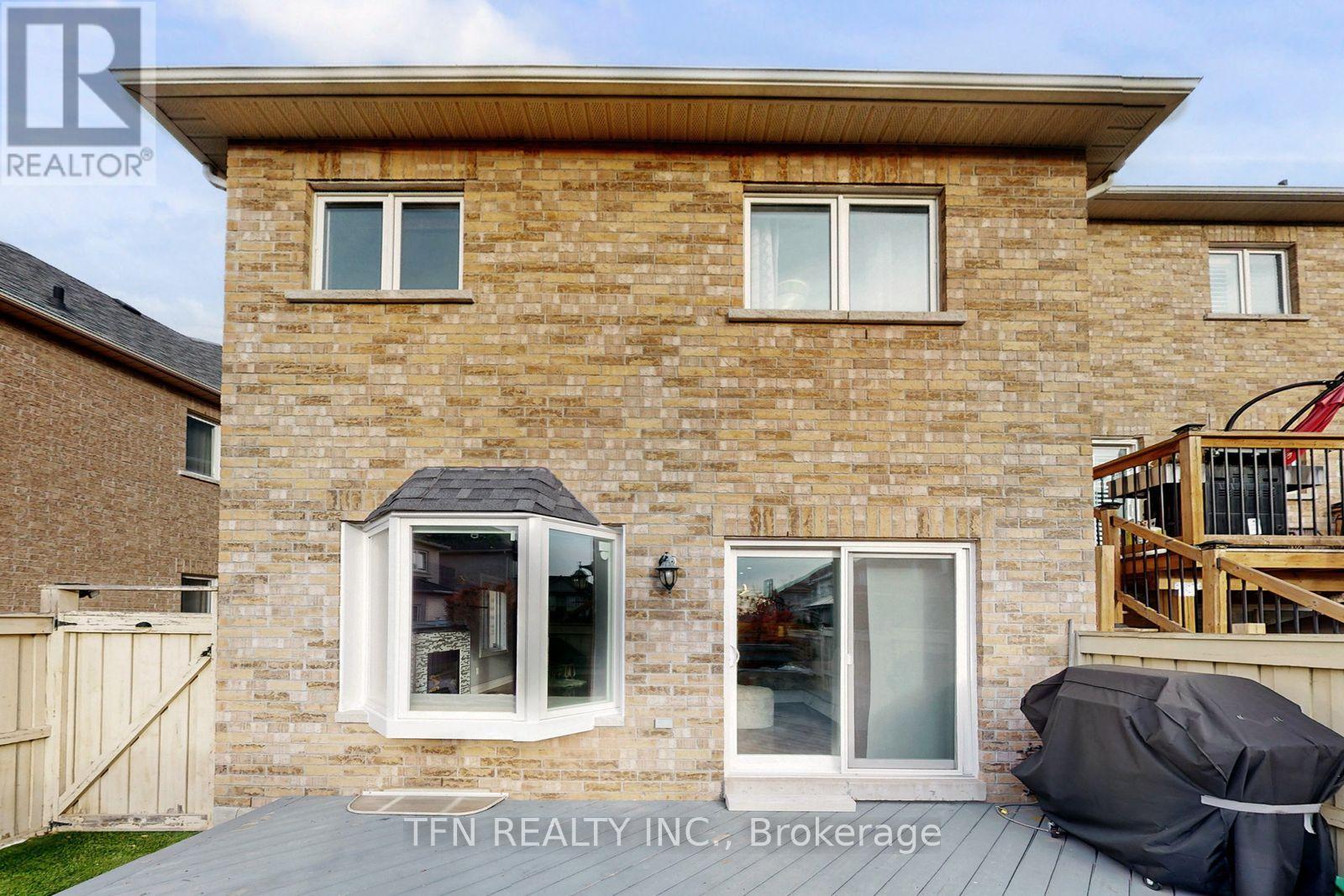 727 Vellore Park Avenue, Vaughan, Ontario  L4H 0K6 - Photo 40 - N12578244