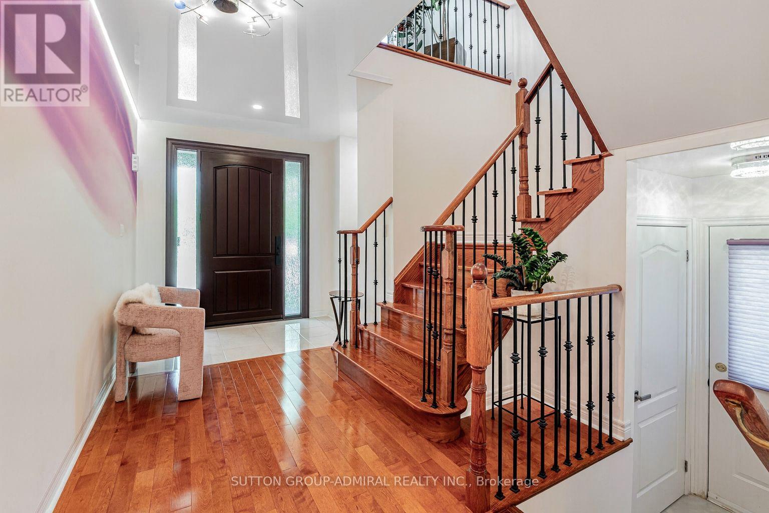 171 Sunset Beach Road, Richmond Hill, Ontario  L4E 3G7 - Photo 5 - N12578324