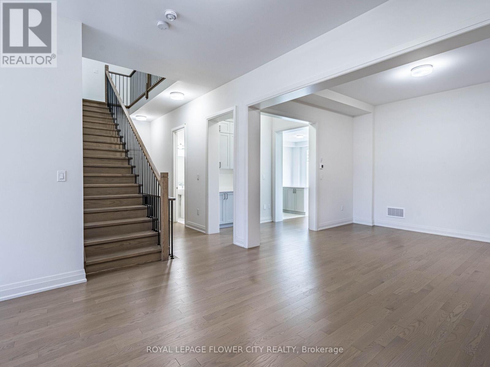 26 Hummingbird Grove, Adjala-Tosorontio (Colgan), Ontario  L0G 1W0 - Photo 11 - N12578408