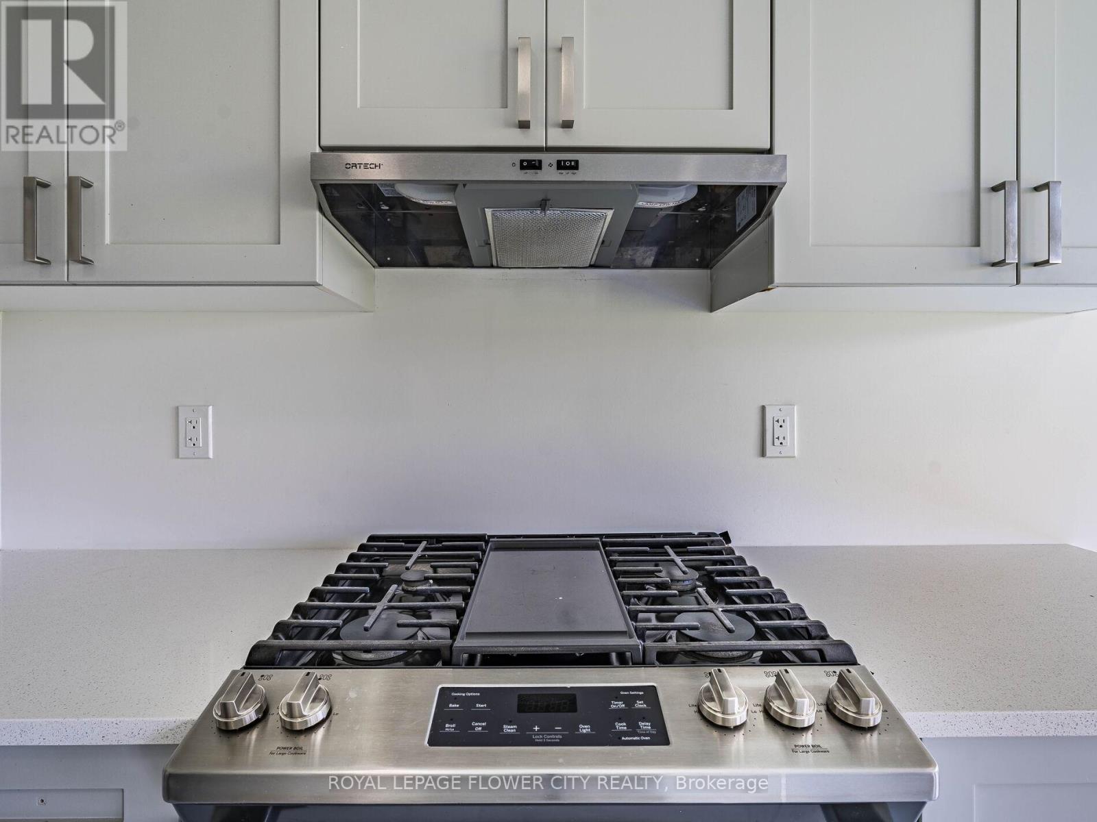 26 Hummingbird Grove, Adjala-Tosorontio (Colgan), Ontario  L0G 1W0 - Photo 17 - N12578408