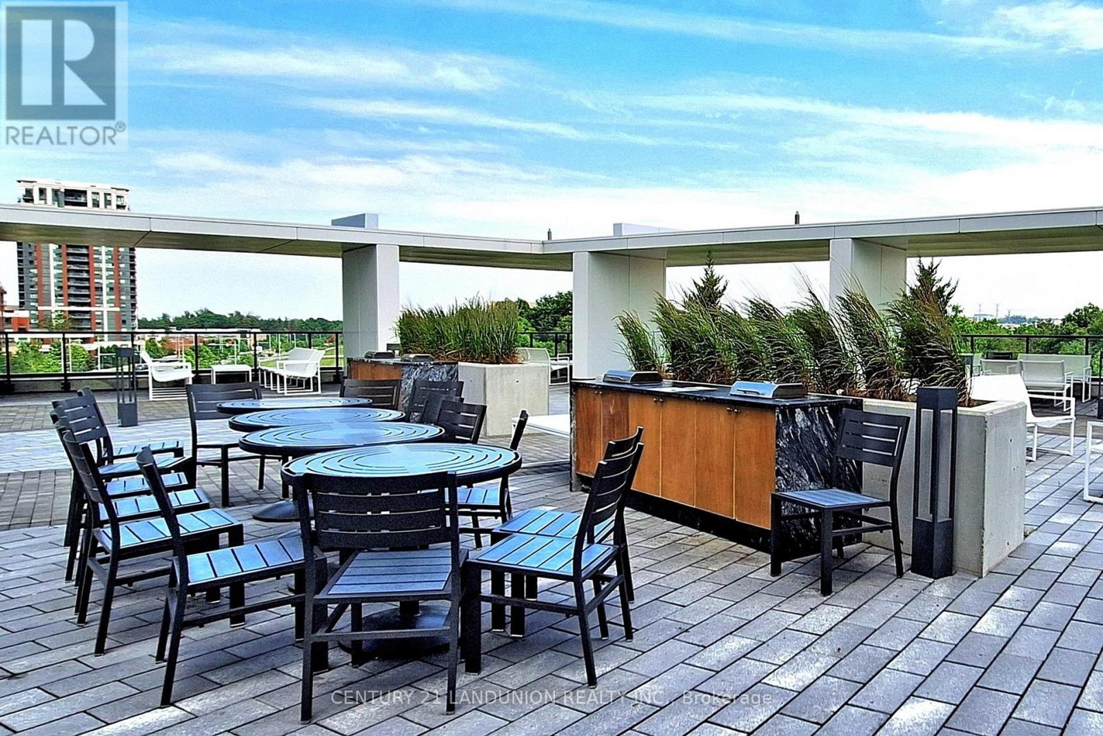 1507 - 8 Water Walk Drive, Markham, Ontario  L3R 6L4 - Photo 39 - N12578438