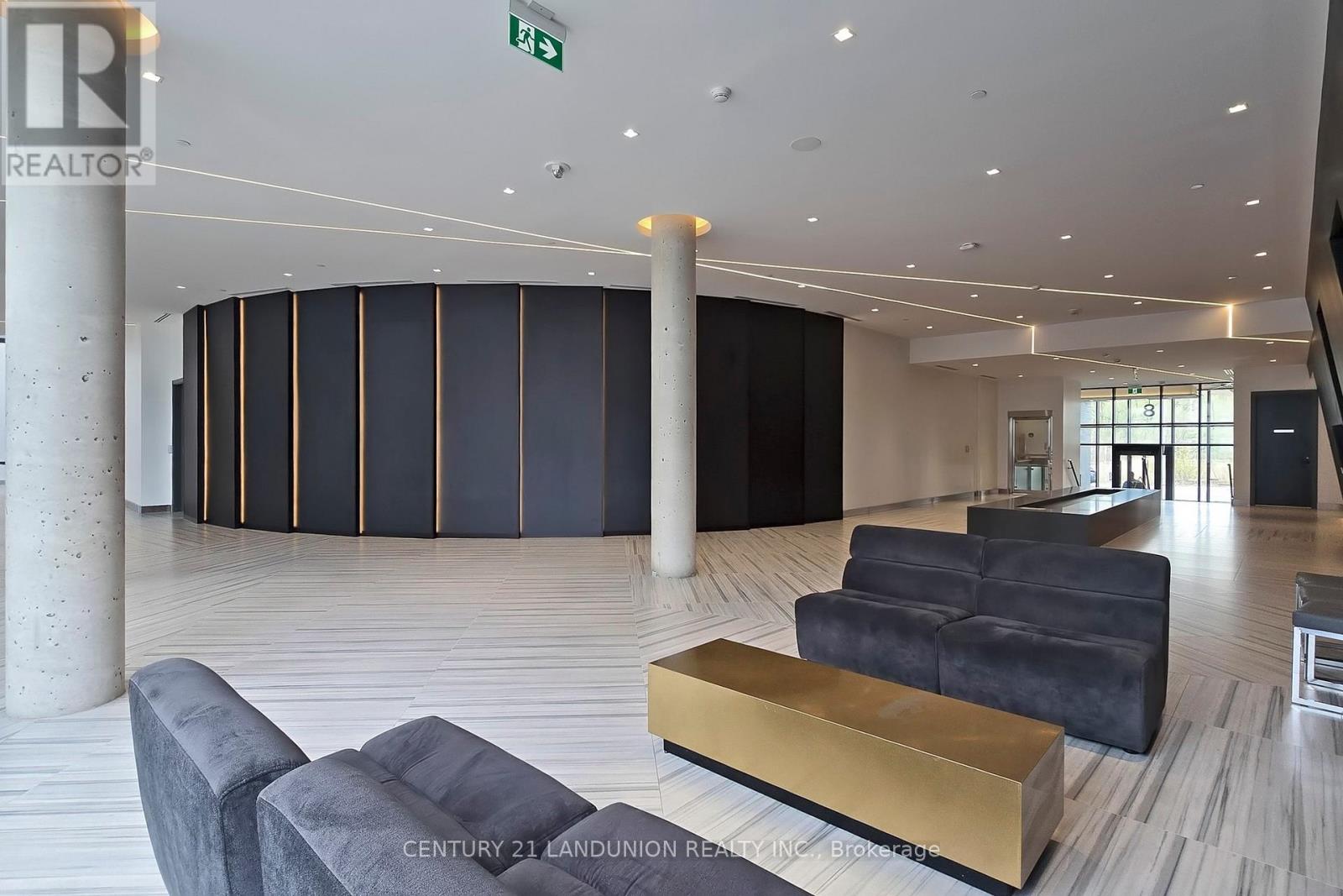 1507 - 8 Water Walk Drive, Markham, Ontario  L3R 6L4 - Photo 9 - N12578438