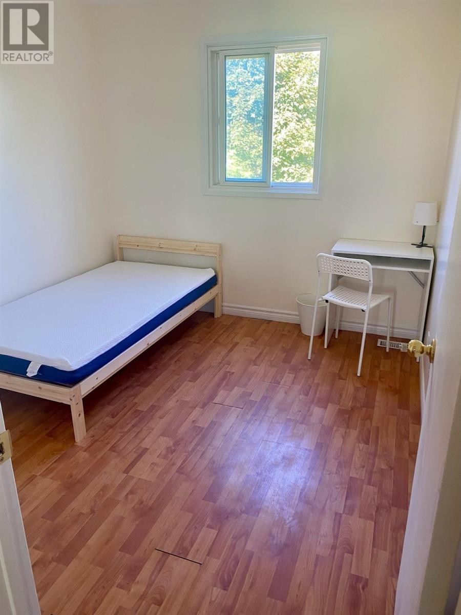 744 Pine St, Sault Ste. Marie, Ontario  P6B 3G1 - Photo 24 - SM253133