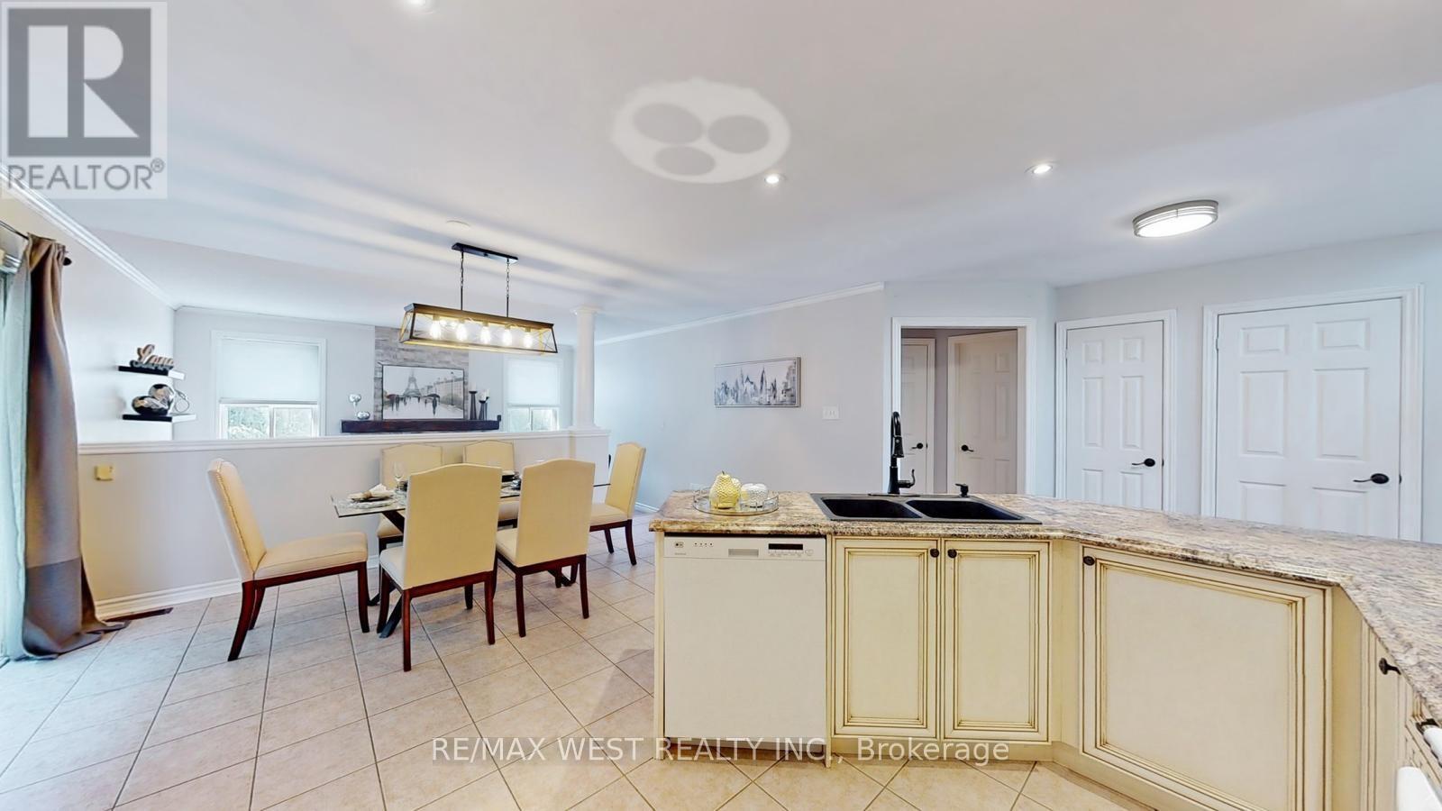 56 Livia Herman Way, Barrie, Ontario  L4M 6X1 - Photo 7 - S12578226