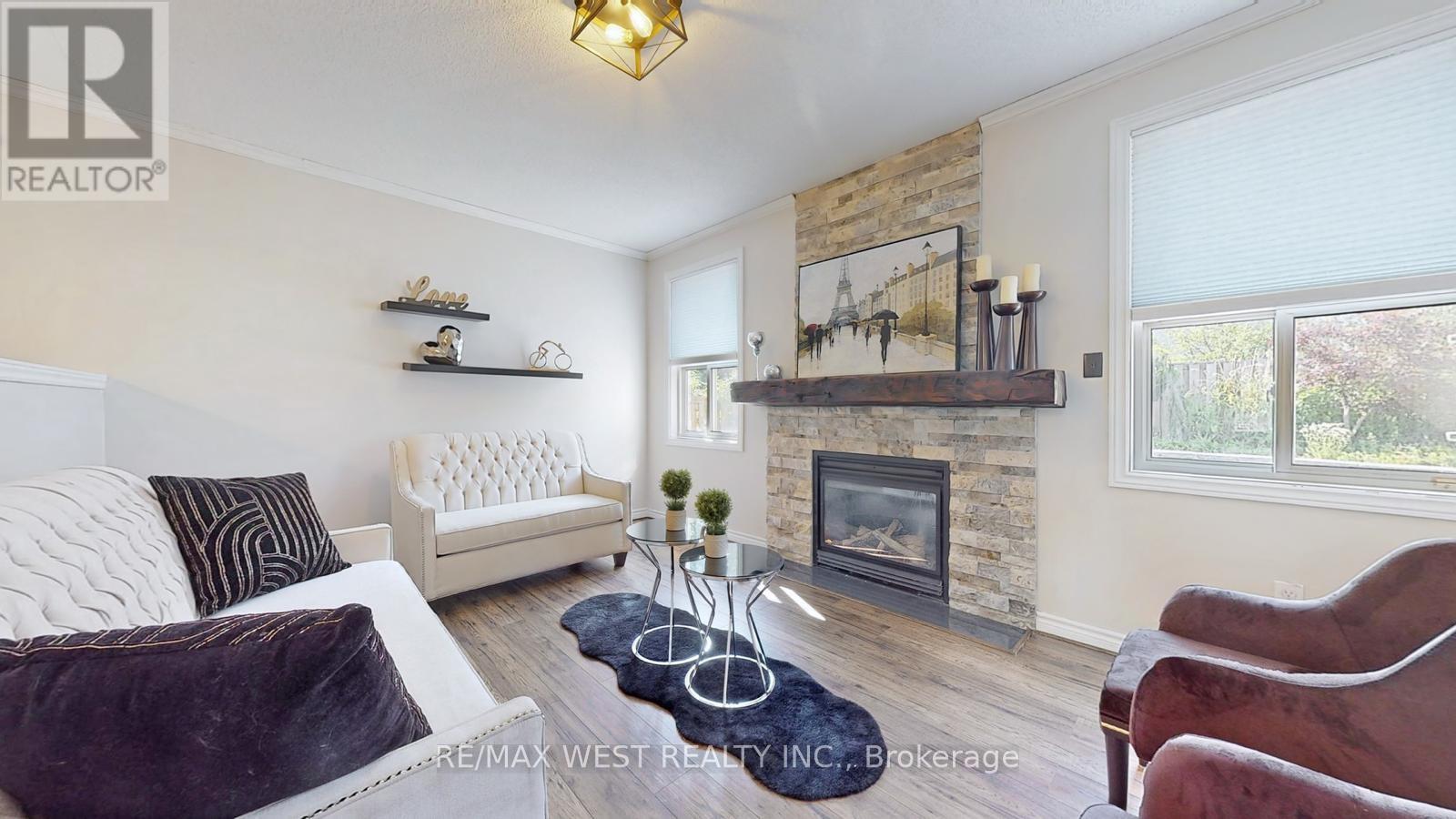 56 Livia Herman Way N, Barrie (East Bayfield), Ontario  L4M 6X1 - Photo 2 - S12578232