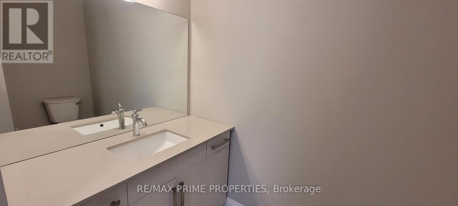 Upper - 88 Clapperton Street, Barrie (Codrington), Ontario  L4M 3G2 - Photo 11 - S12578264