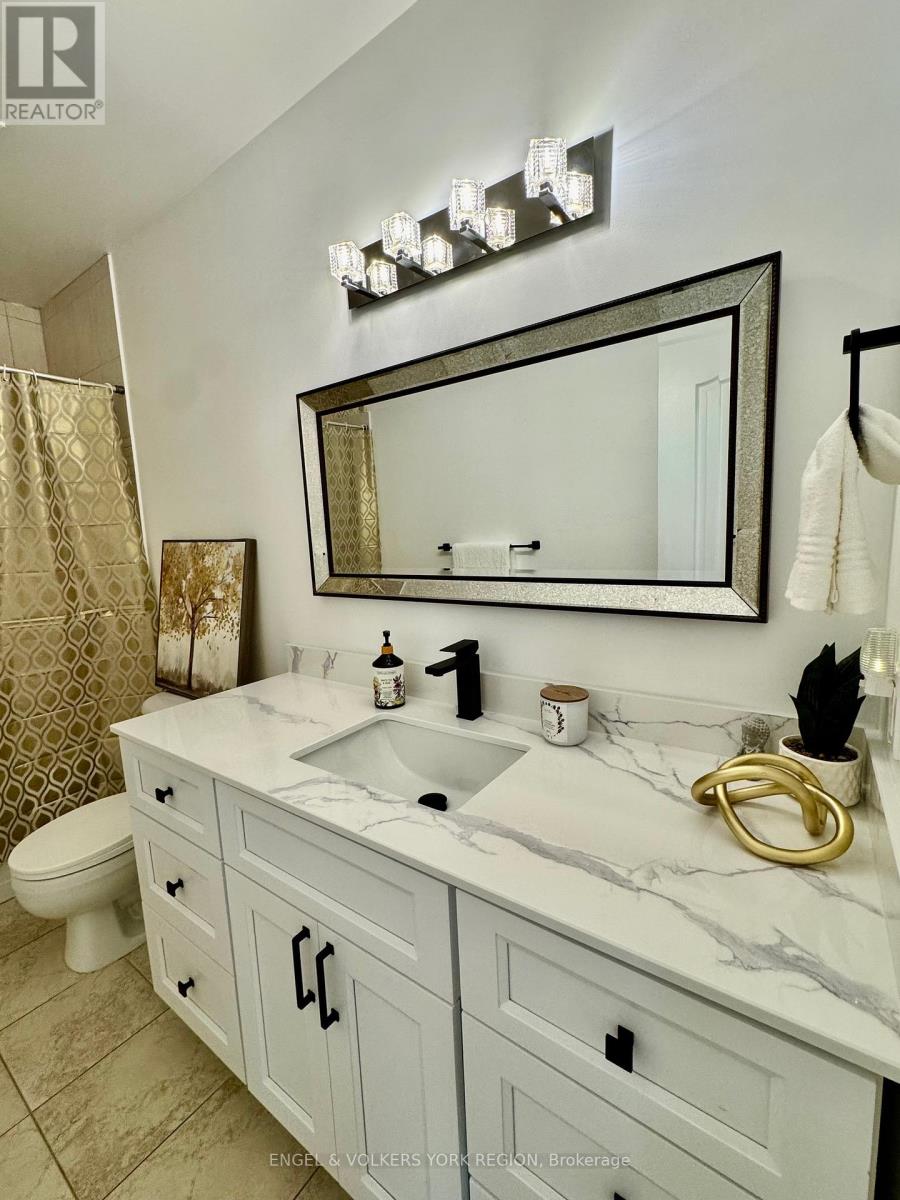 Lower - 125 Sovereign's Gate, Barrie, Ontario  L4N 0Y9 - Photo 14 - S12578272