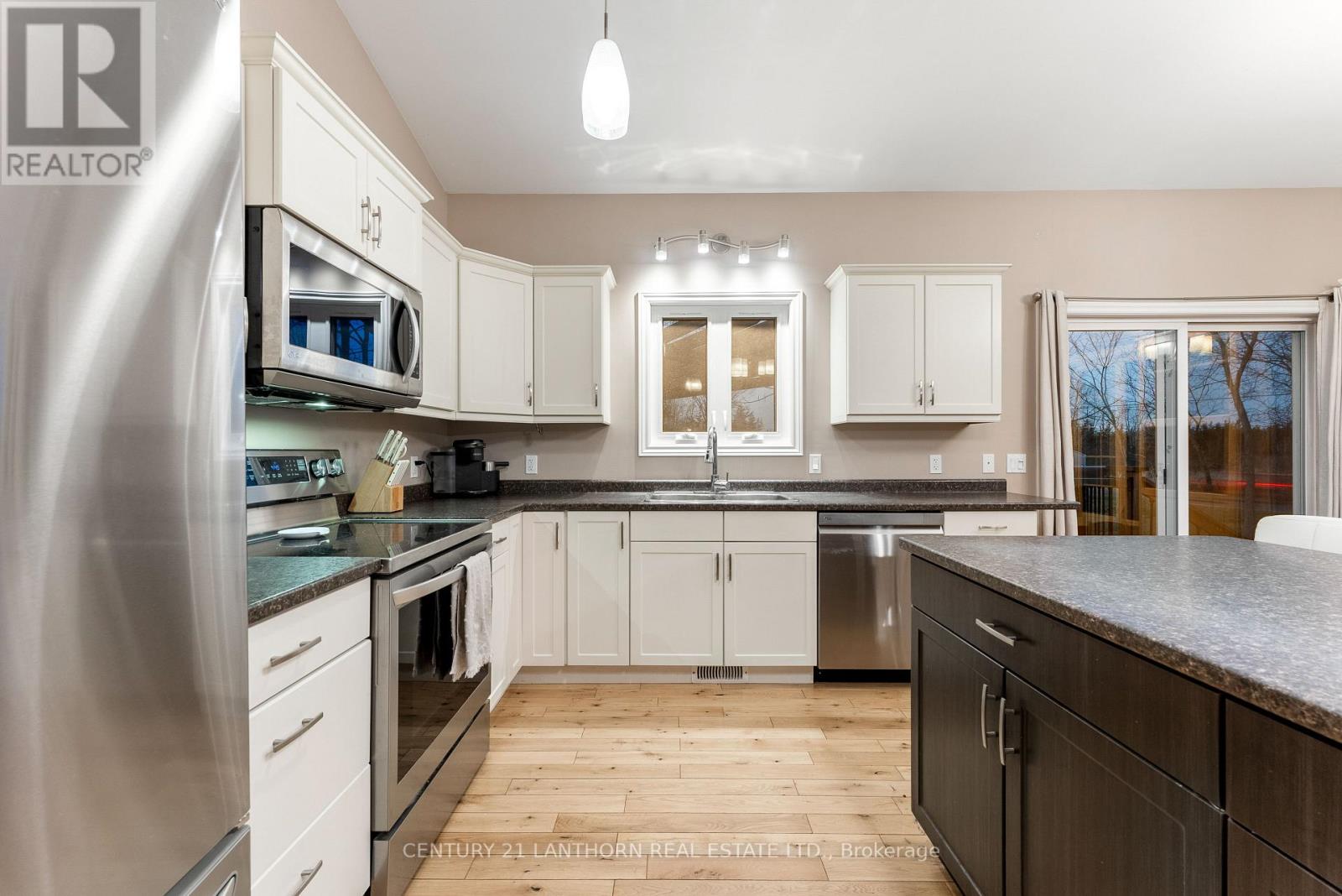 528 Mitchells Cross Road, Prince Edward County, Ontario  K0K 2T0 - Photo 12 - X12578450