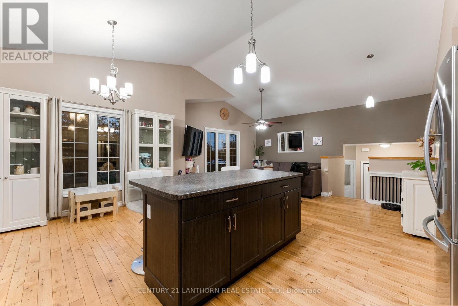 528 Mitchells Cross Road, Prince Edward County, Ontario  K0K 2T0 - Photo 13 - X12578450