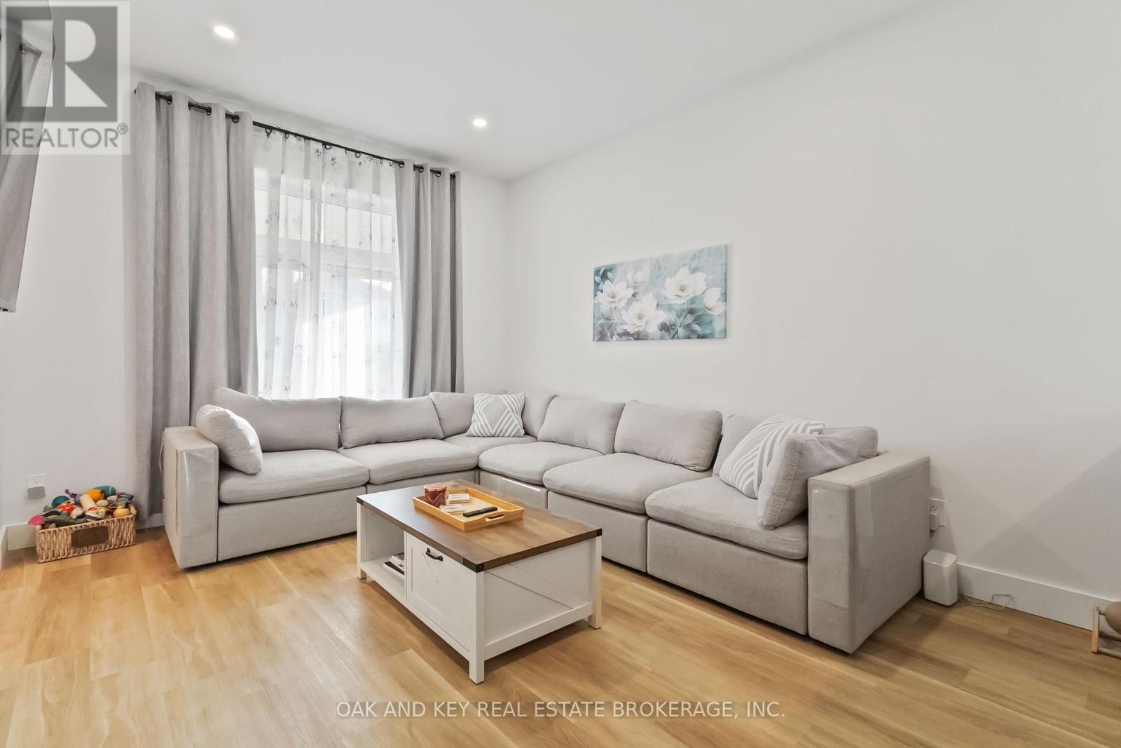 181 Wellington Street, St. Thomas, Ontario  N5R 2S3 - Photo 12 - X12578502