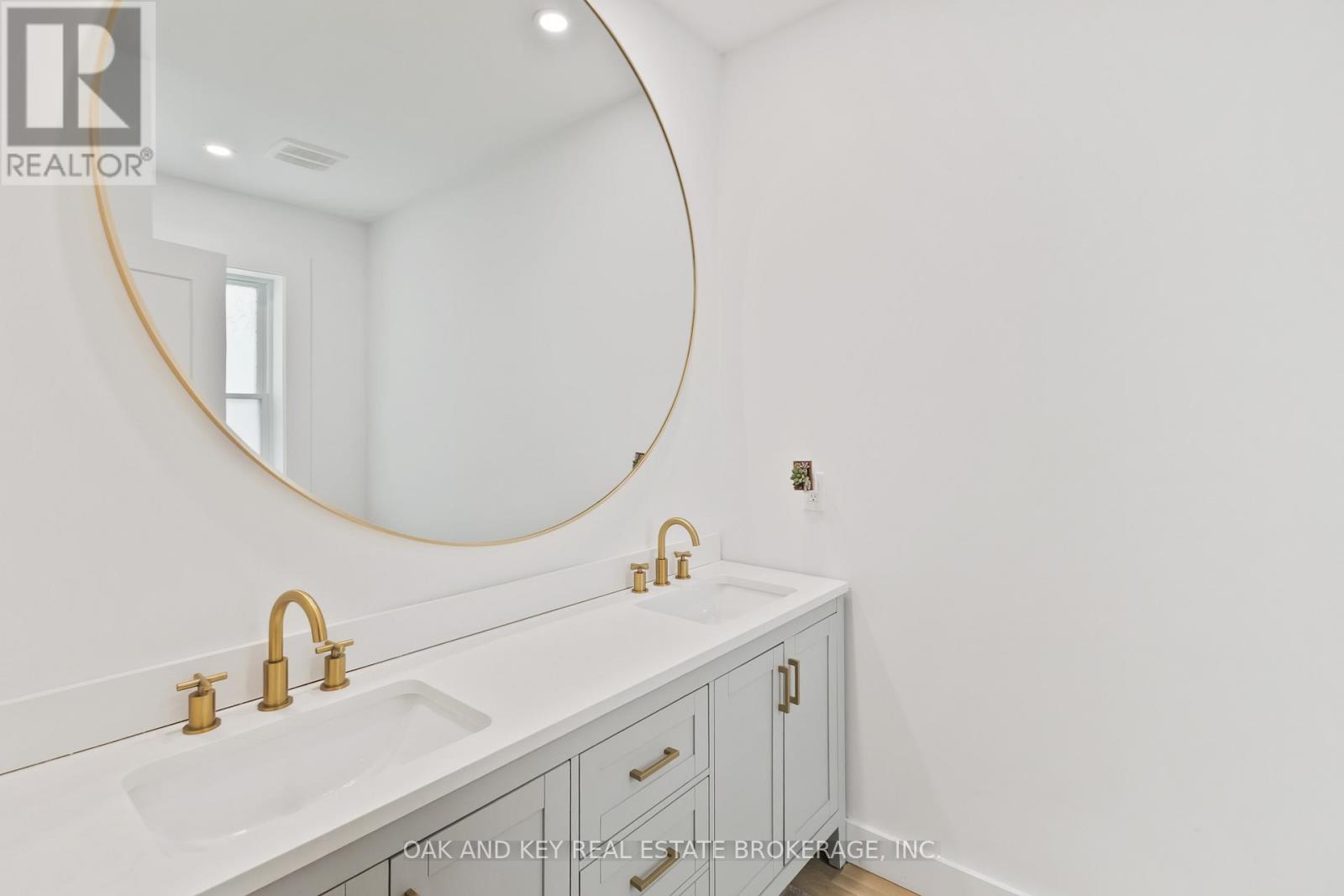 181 Wellington Street, St. Thomas, Ontario  N5R 2S3 - Photo 28 - X12578502