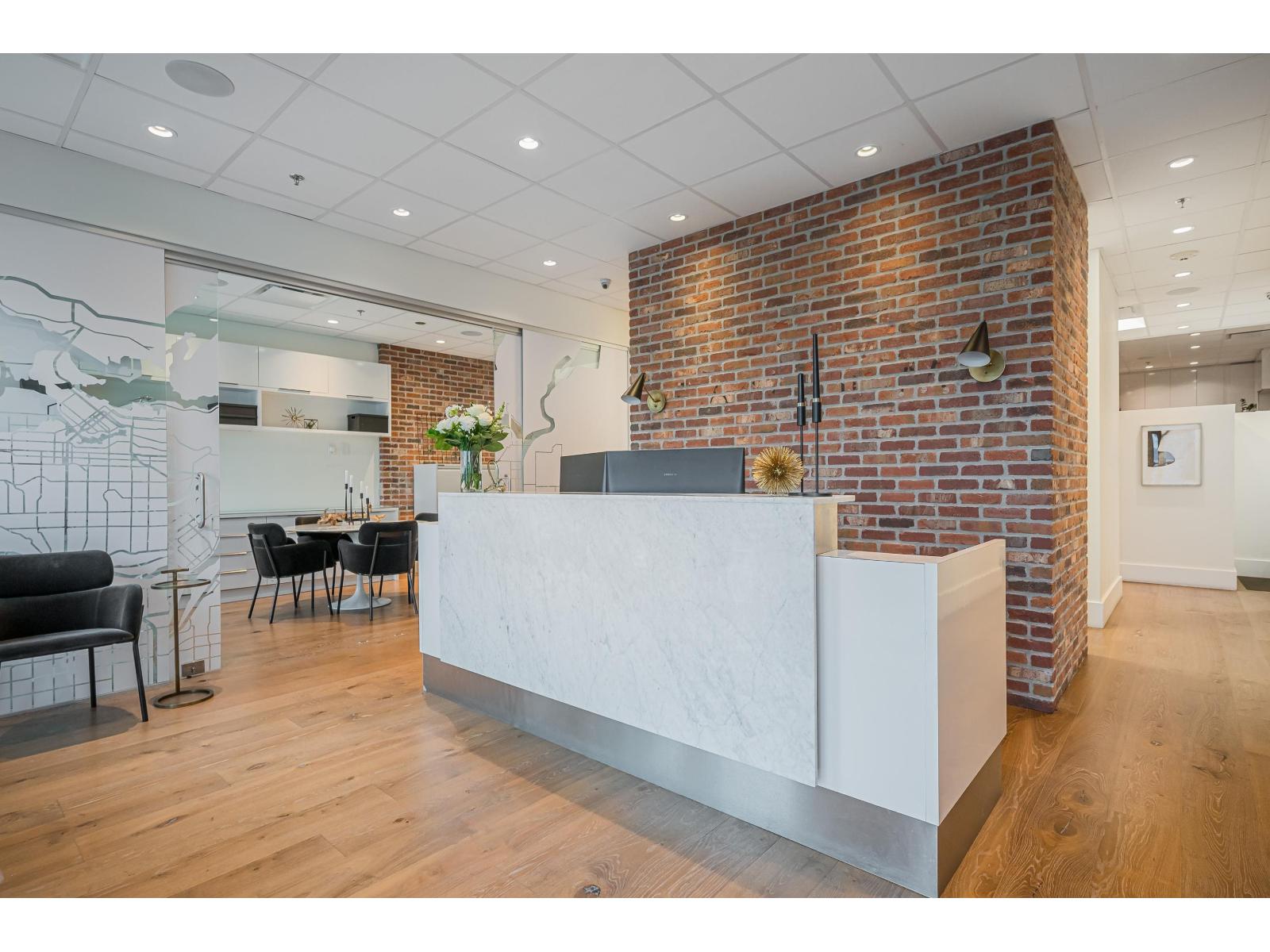 C3 & C4 15777 Marine Drive, White Rock, British Columbia  V4B 1E5 - Photo 1 - C8074100