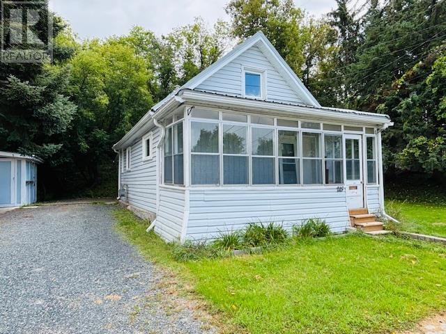 215 Matheson St N, Kenora, Ontario  P9N 3G5 - Photo 3 - TB252863