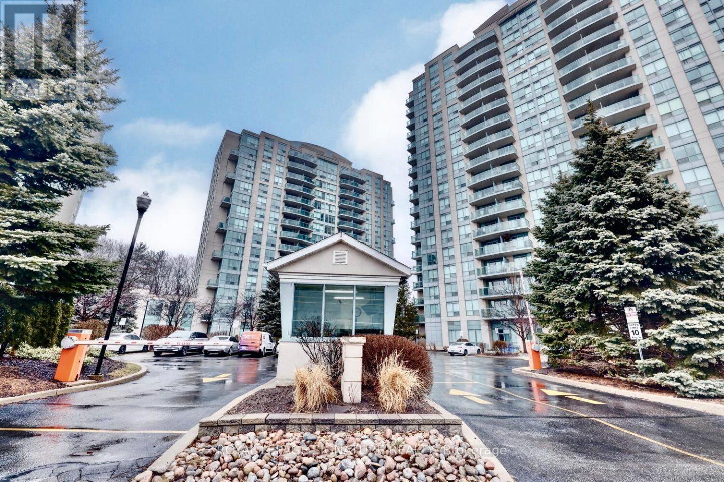404 - 2545 ERIN CENTRE BOULEVARD, Mississauga, Ontario