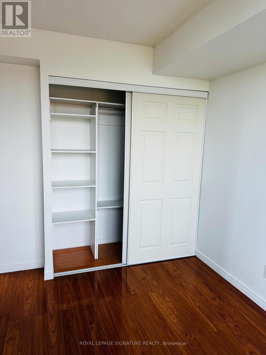 404 - 2545 Erin Centre Boulevard, Mississauga, Ontario  L5M 6Z9 - Photo 12 - W12578192