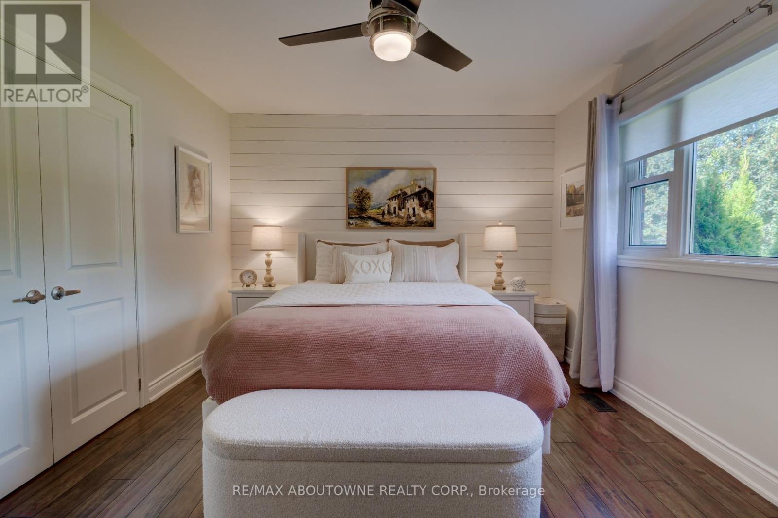 544 Maplehill Drive, Burlington, Ontario  L7N 2W1 - Photo 21 - W12578194