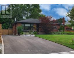544 MAPLEHILL DRIVE, Burlington, Ontario