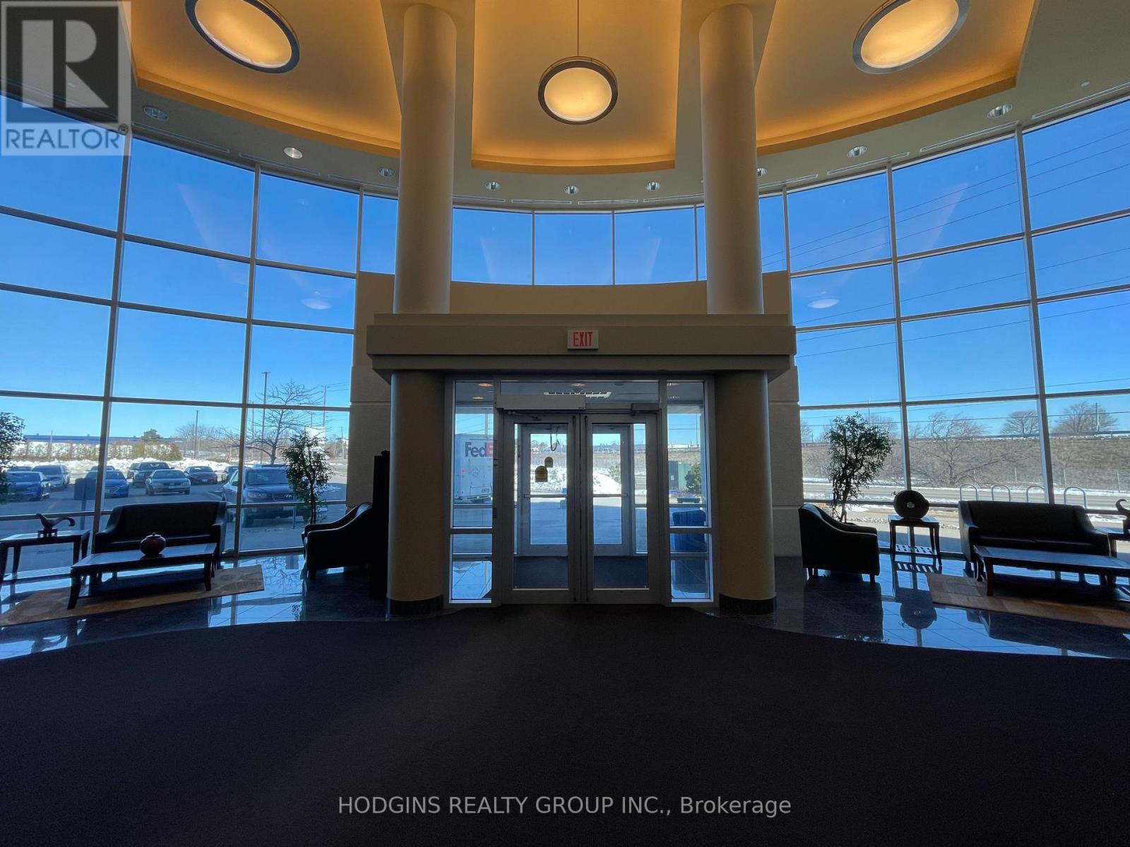 202 - 4475 North Service Road, Burlington, Ontario  L7L 4X7 - Photo 2 - W12578254