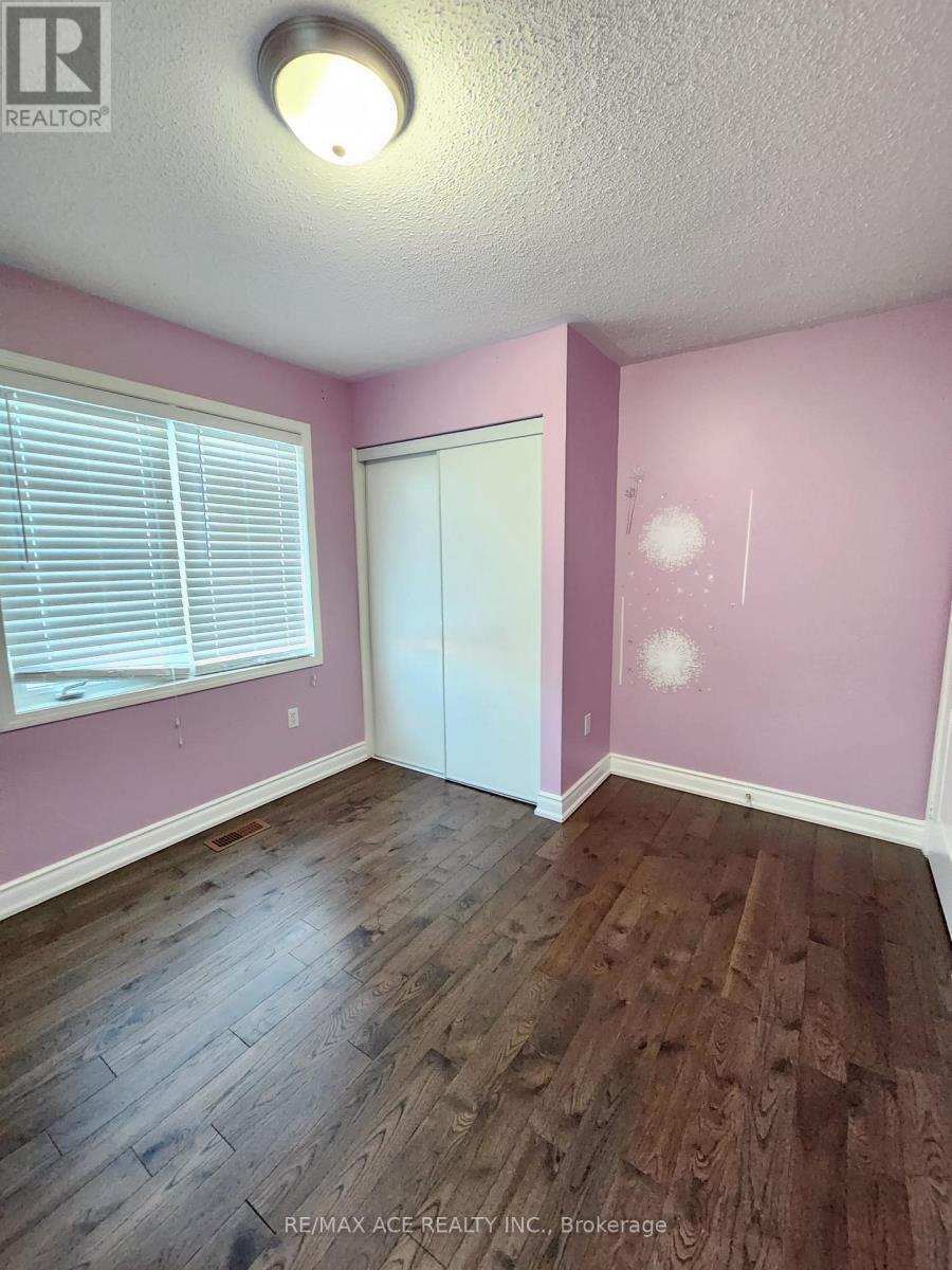 32 Keats Terrace, Brampton, Ontario  L7A 3N1 - Photo 15 - W12578270