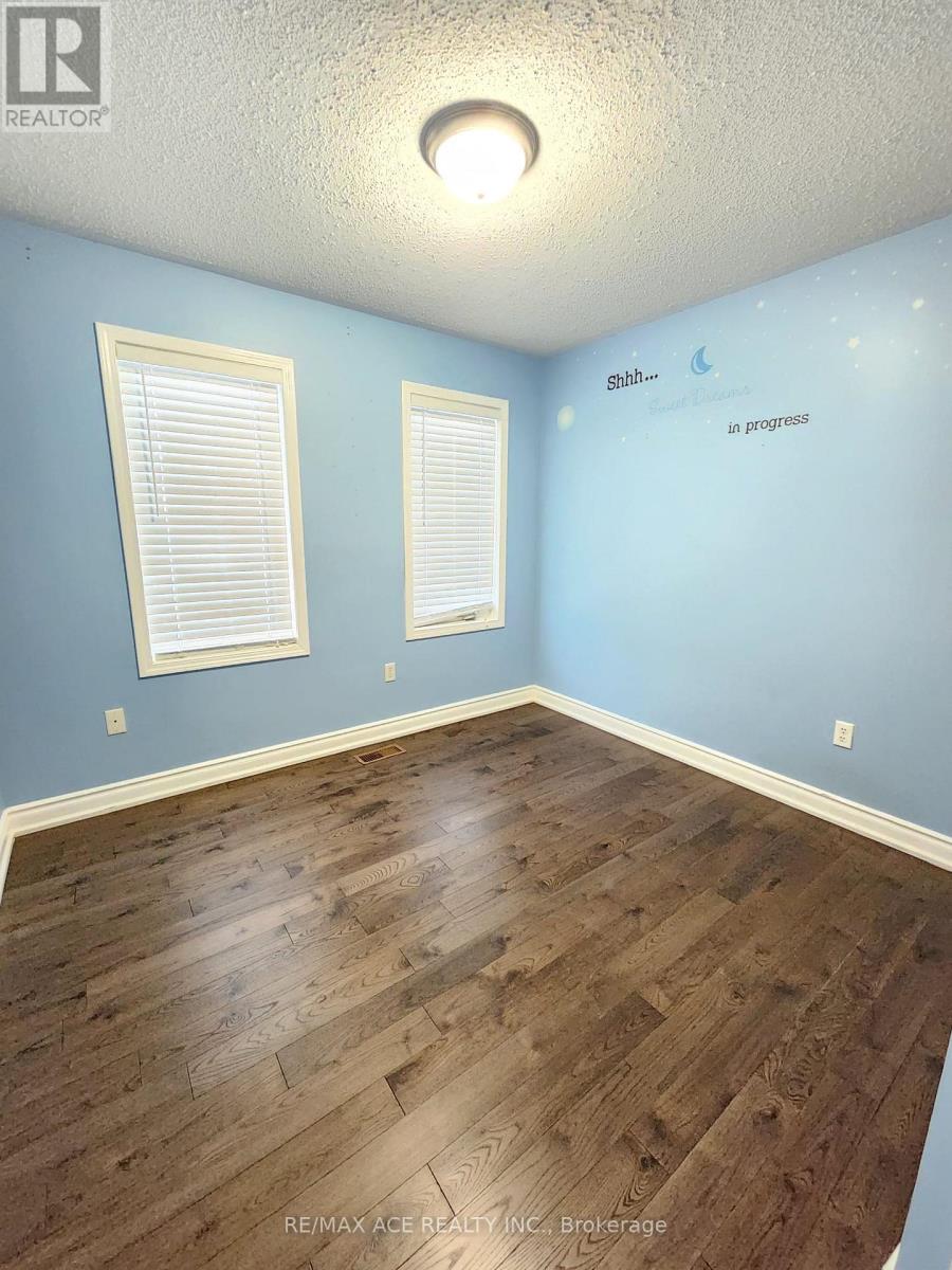 32 Keats Terrace, Brampton, Ontario  L7A 3N1 - Photo 17 - W12578270